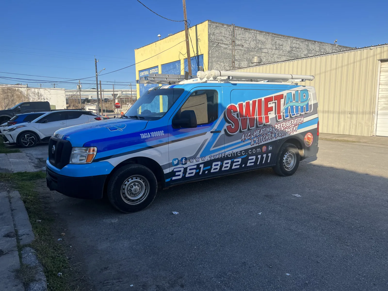 Swift Air service truck